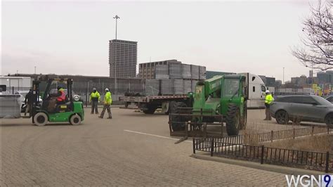 Construction underway for downtown heated tent complex to house migrants